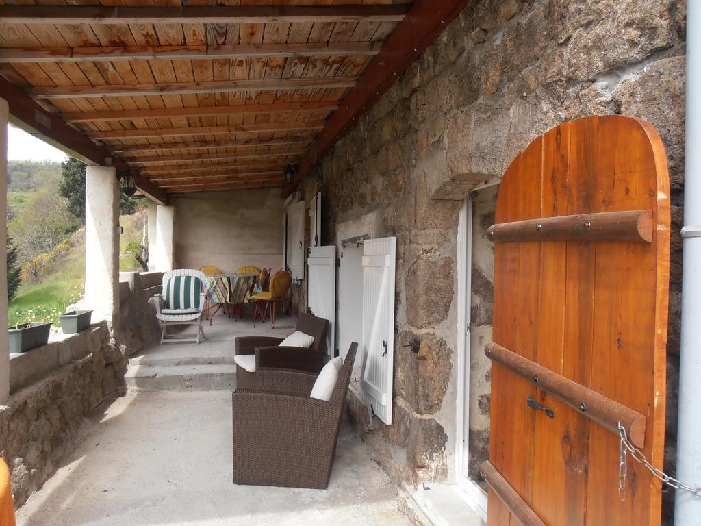 مبيت وإفطار Saint-Barthélemy-le-Meil La Grange De La Coste المظهر الخارجي الصورة