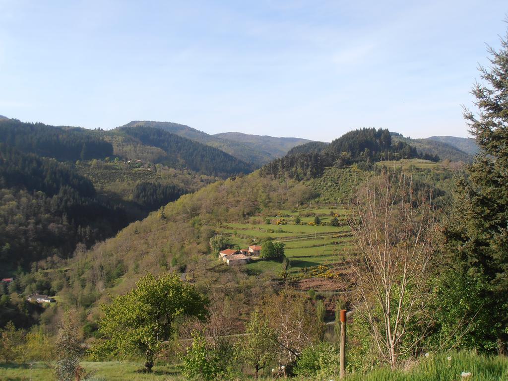 مبيت وإفطار Saint-Barthélemy-le-Meil La Grange De La Coste المظهر الخارجي الصورة