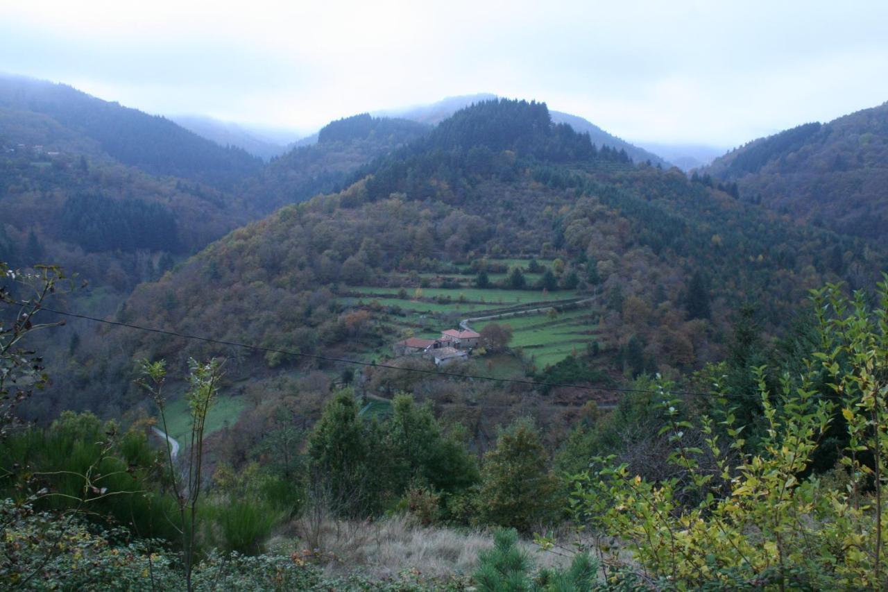 مبيت وإفطار Saint-Barthélemy-le-Meil La Grange De La Coste المظهر الخارجي الصورة